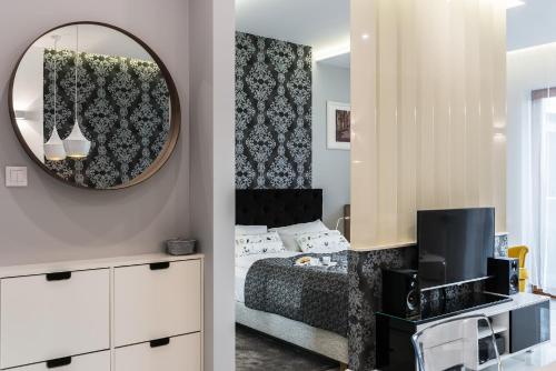 White Pearl Apartment — 4-Star Luxury Hotel in Krakow, Poland