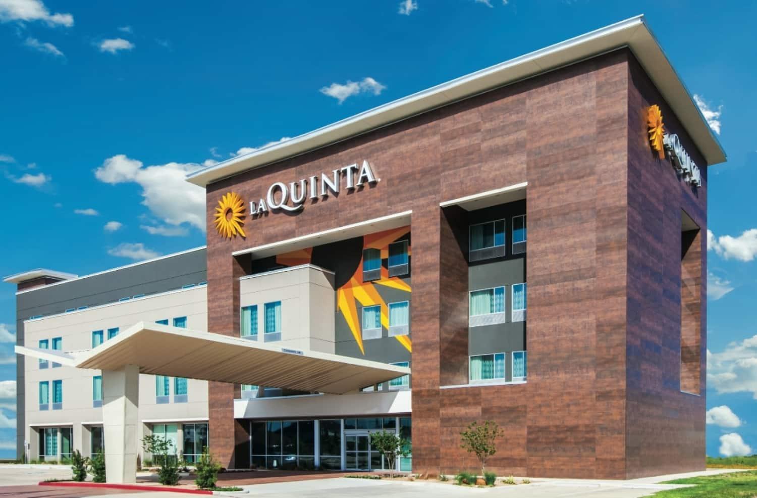 La Quinta Inn Suites By Wyndham Tracy — Tracy
