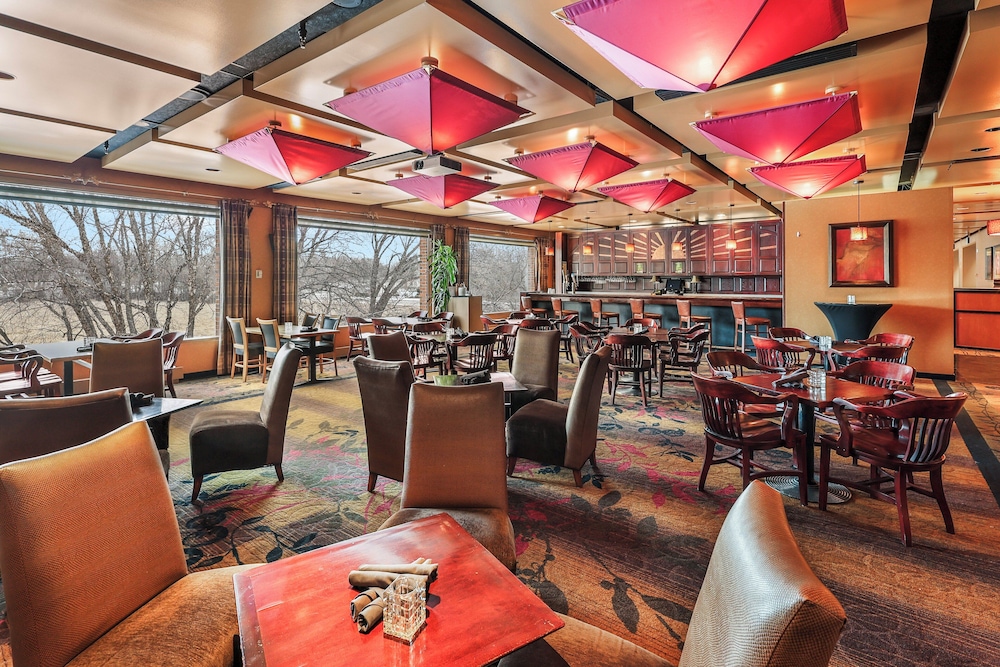 Crowne Plaza Minneapolis West by IHG - photo 52