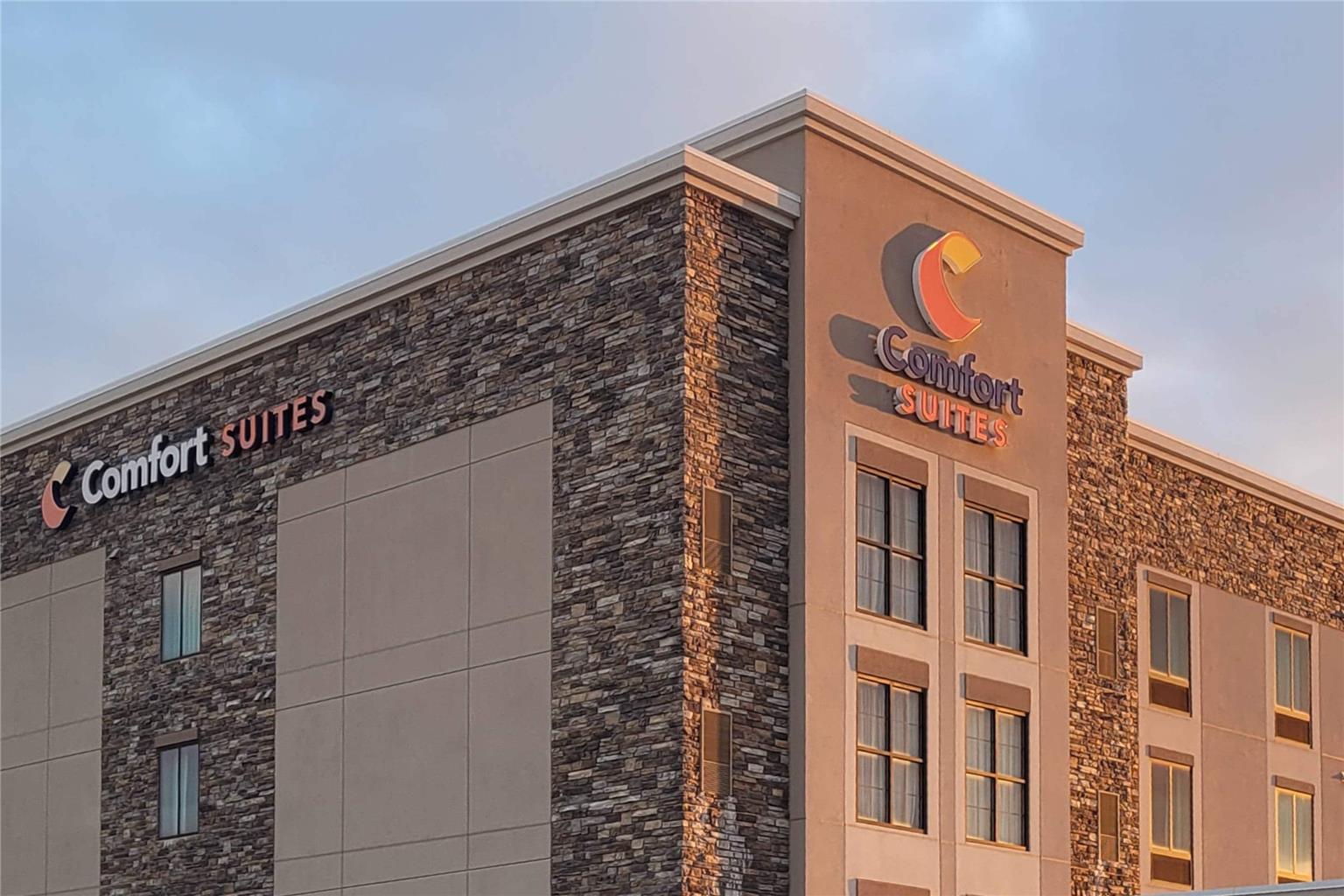 Comfort Suites Fargo Medical Center — hotel in Fargo