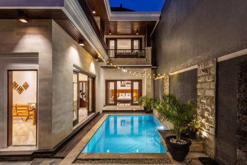 Comfy 3bd Family Villa with Private Pool in Central Location — 4-Star Luxury Hotel in Kerobokan, Indonesia