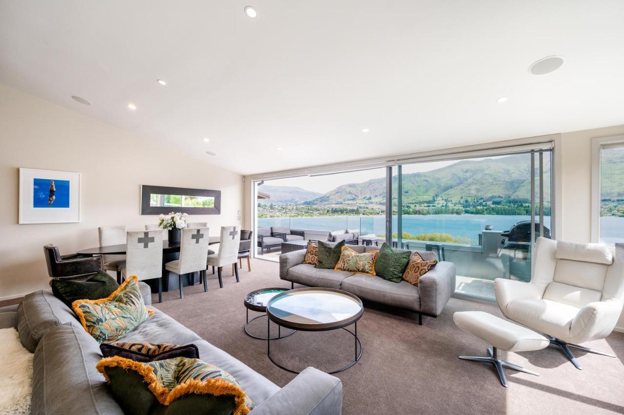 Luxury Lakeview Vista Apartment — 4-Star Luxury Hotel in Wanaka, New Zealand