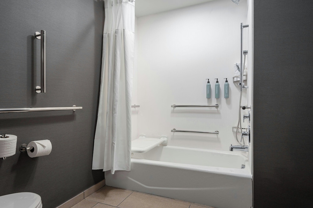 Courtyard by Marriott Cleveland TN - photo 16
