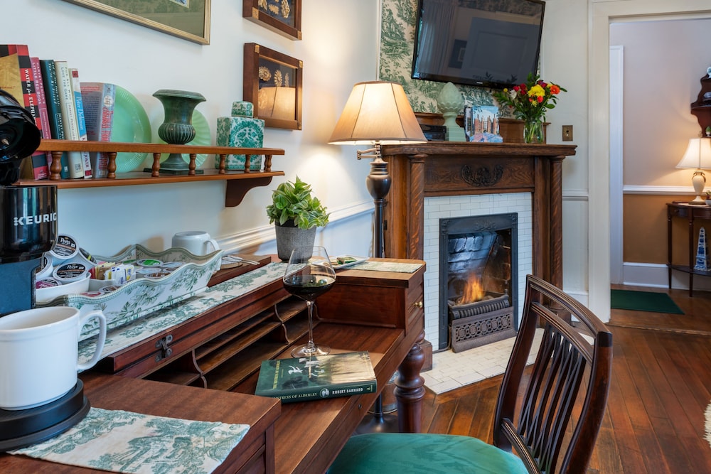 Abbington Green Bed & Breakfast Inn - photo 30