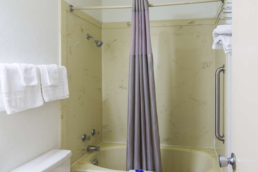 Motel 6 Arkadelphia AR - photo 17