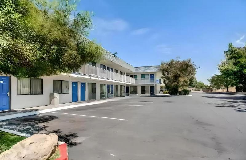 Motel 6 Tracy CA - featured photo