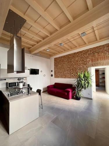 Dimora Boezio7 cozy and charming place in center with private parking in Pavia, Italy