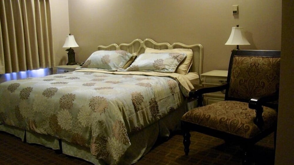 The King's Motel — hotel in Bonnyville