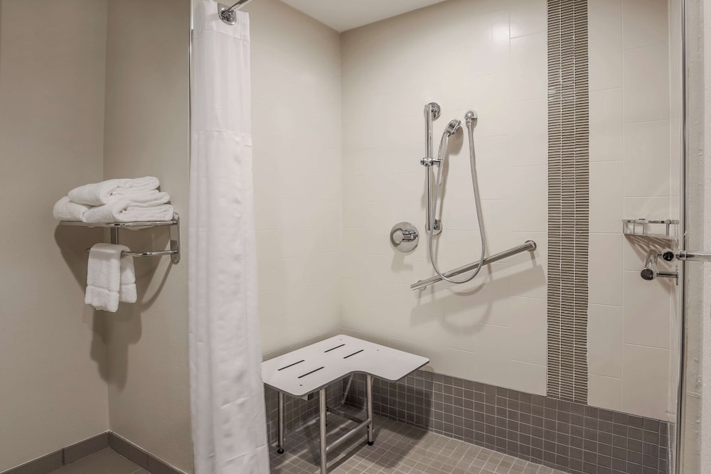 Hyatt Place Waco - photo 22
