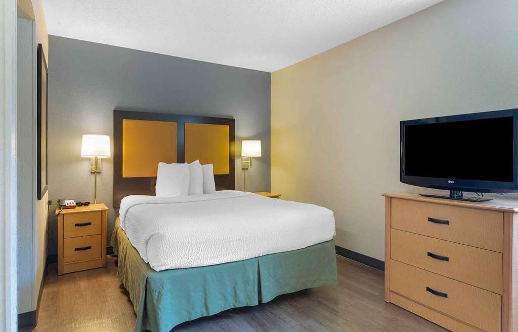Extended Stay America Suites Boston Peabody - photo 7