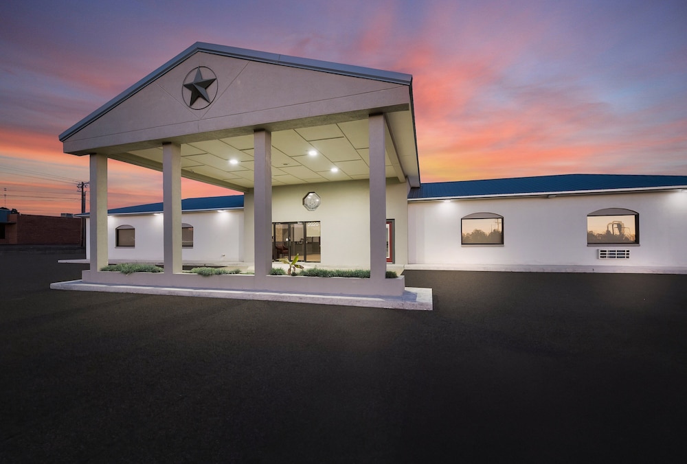 Red Roof Inn Nacogdoches - photo 33