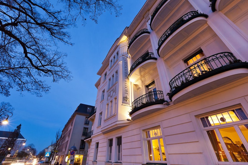 Hotel Herzoghof — Baden
