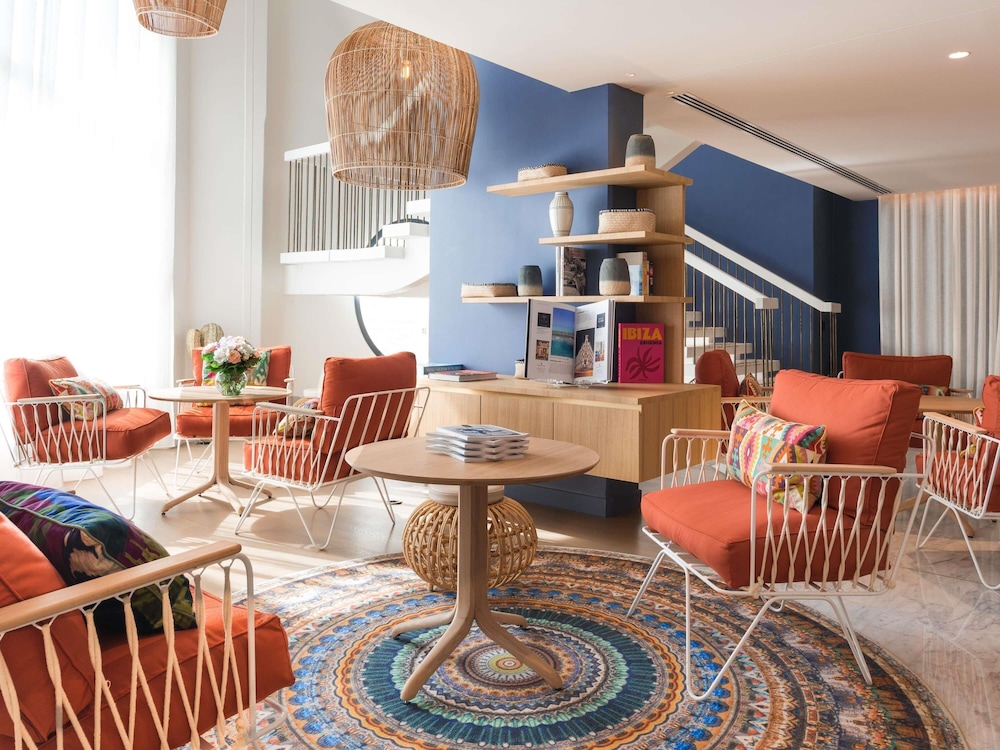 Croisette Beach Hotel Cannes MGallery Collection in Cannes, France