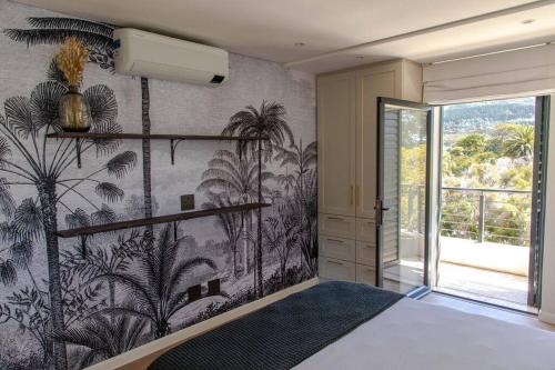 Stylish Top Floor Apartment