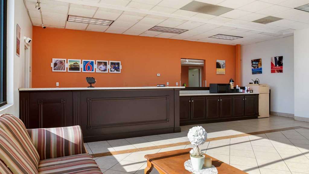 Motel 6 Clarksville TN - photo 20