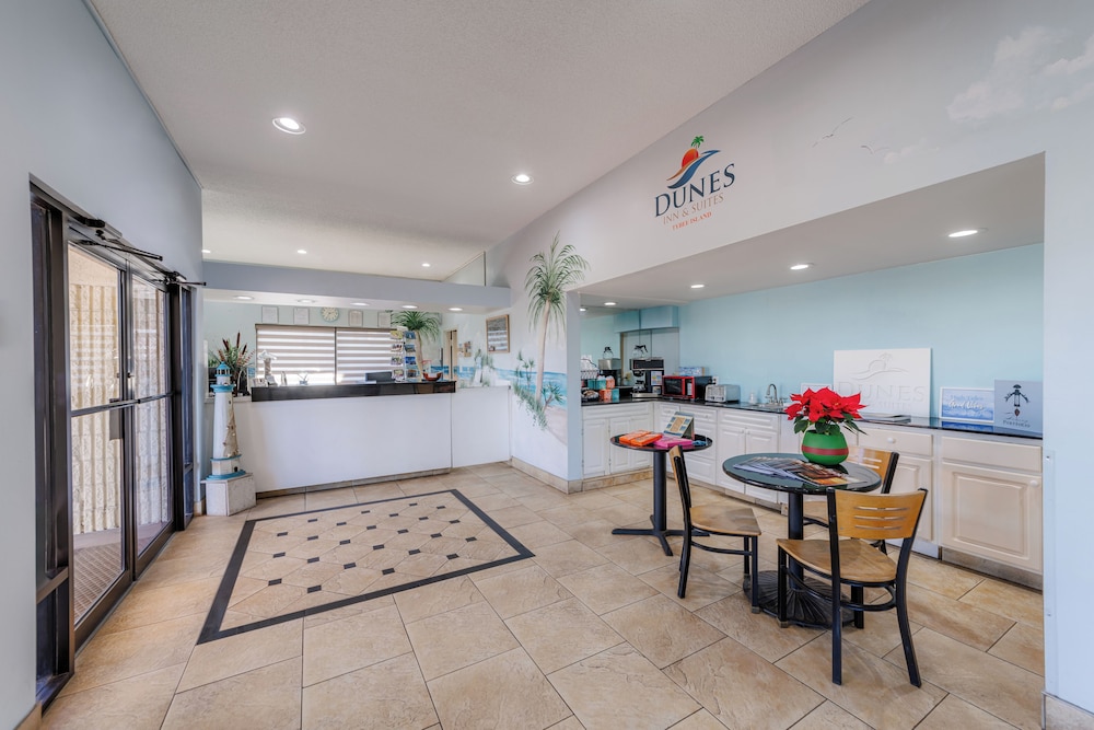 Dunes Inn & Suites - photo 2