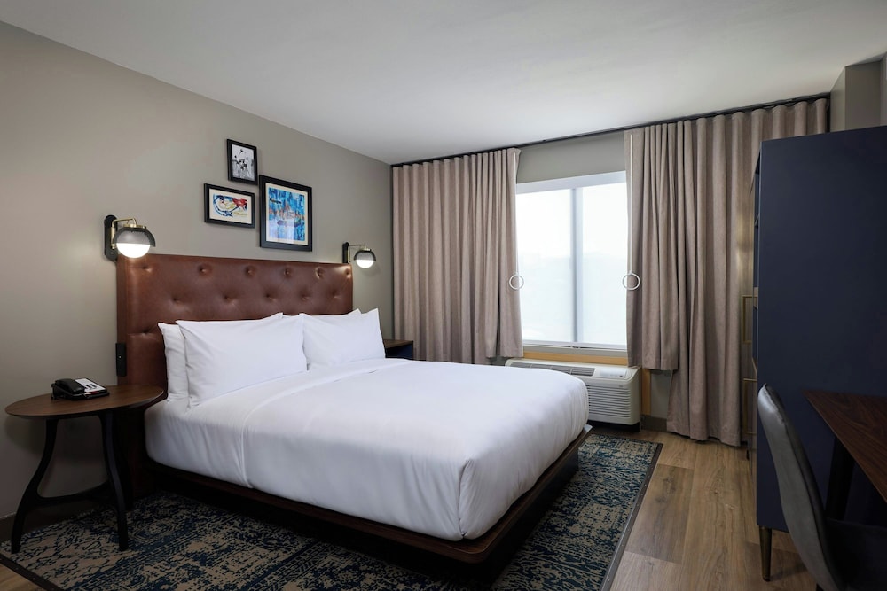 Four Points by Sheraton Englewood - photo 16
