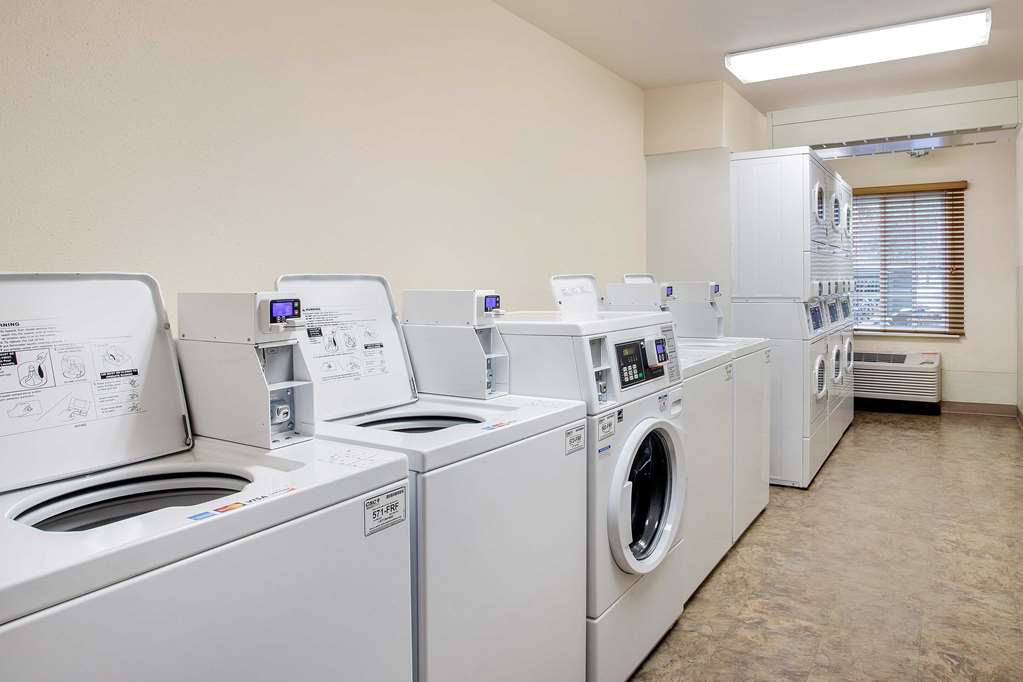 WoodSpring Suites Asheville Biltmore West - photo 15