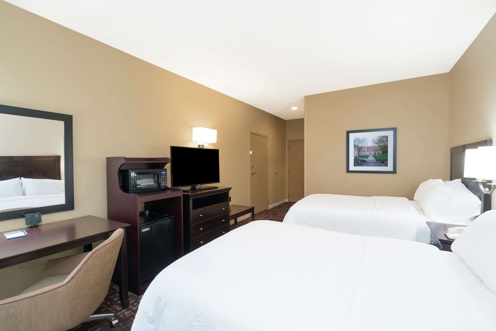 Hampton Inn Corydon - photo 16