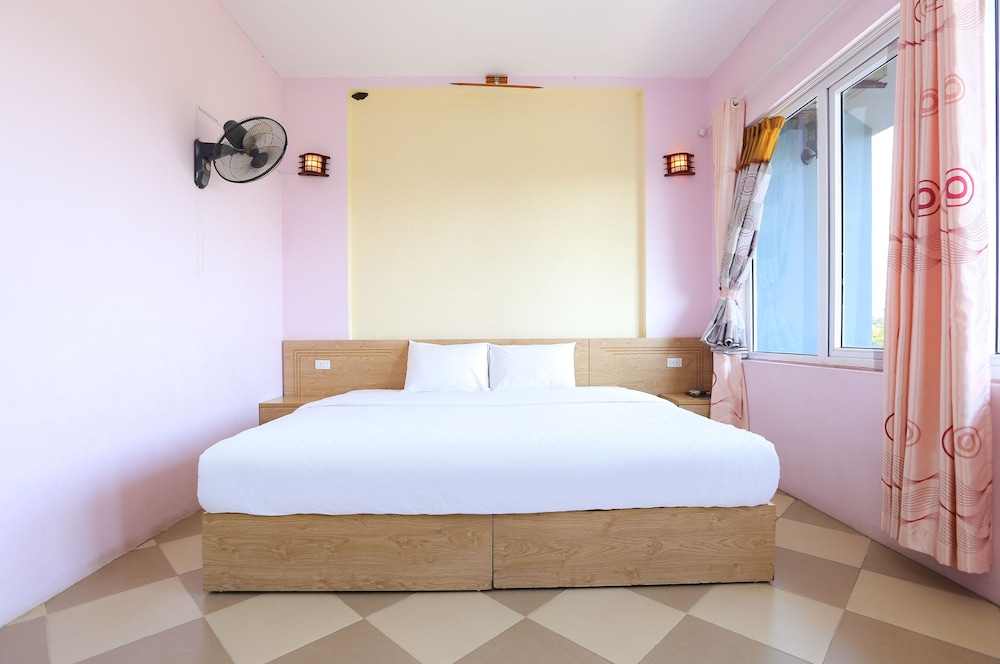 Khách sạn Bạch Dương in Son Tay, Vietnam