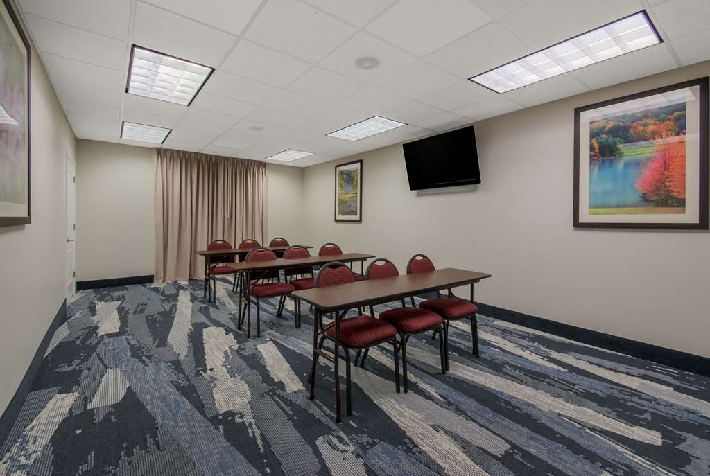 Comfort Inn & Suites Barnesville Frackville - photo 21