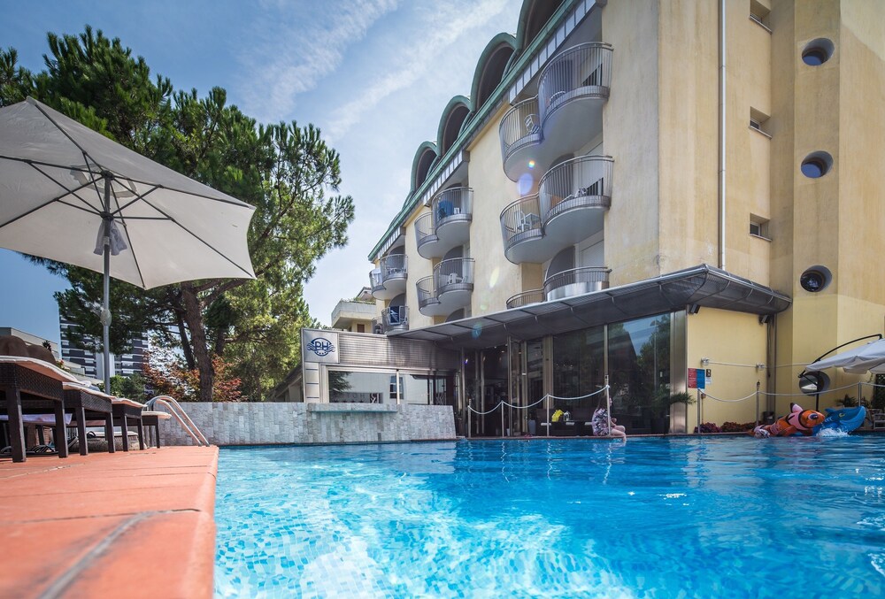 Park Hotel — 4-Star Luxury Hotel in Lignano Sabbiadoro, Italy