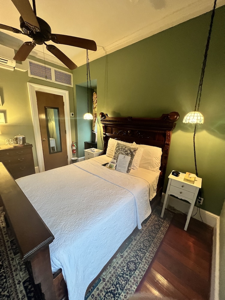 Barksdale House Inn - photo 8