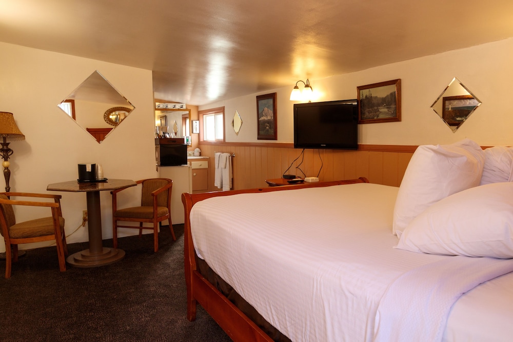Kern Lodge Kernville - photo 18