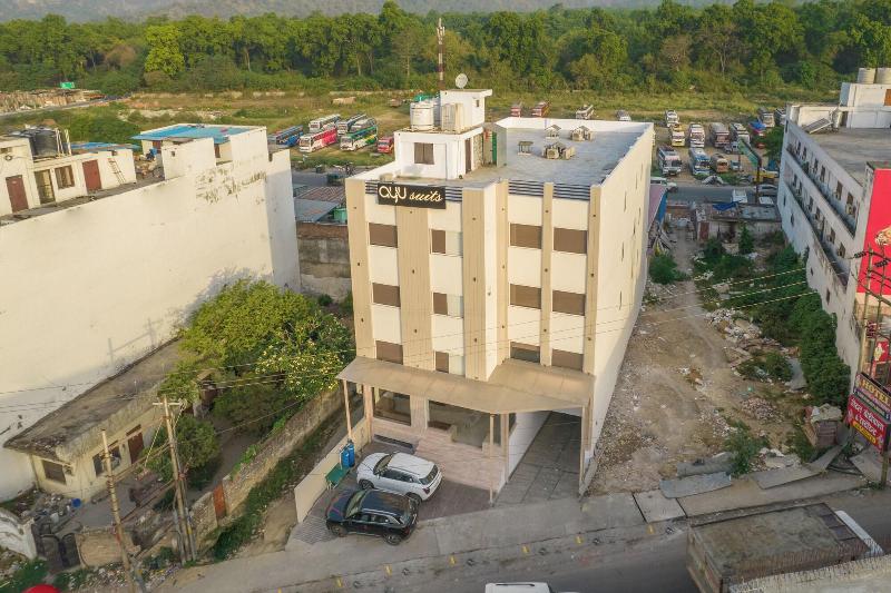 Ayu Suits in Haridwar, India