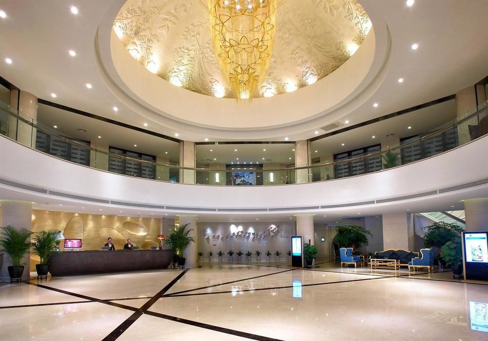 Maison New Century Crystal Hotel Ningbo — 4-Star Luxury Hotel in Ningbo, People's Republic of China