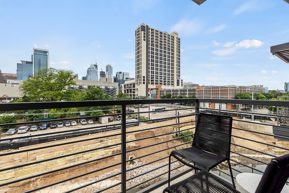 Placemakr Downtown Austin - photo 293