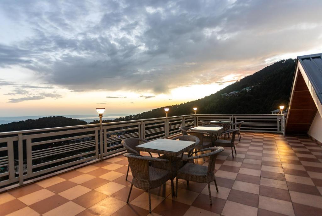 Tara Van - carbon neutral hotel in Dharamsala