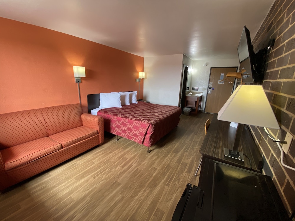 Reliance Inn - photo 13