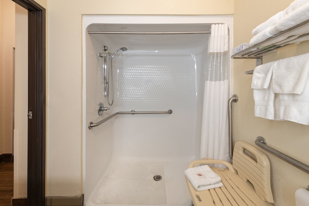 Comfort Suites Kansas City Liberty - photo 17