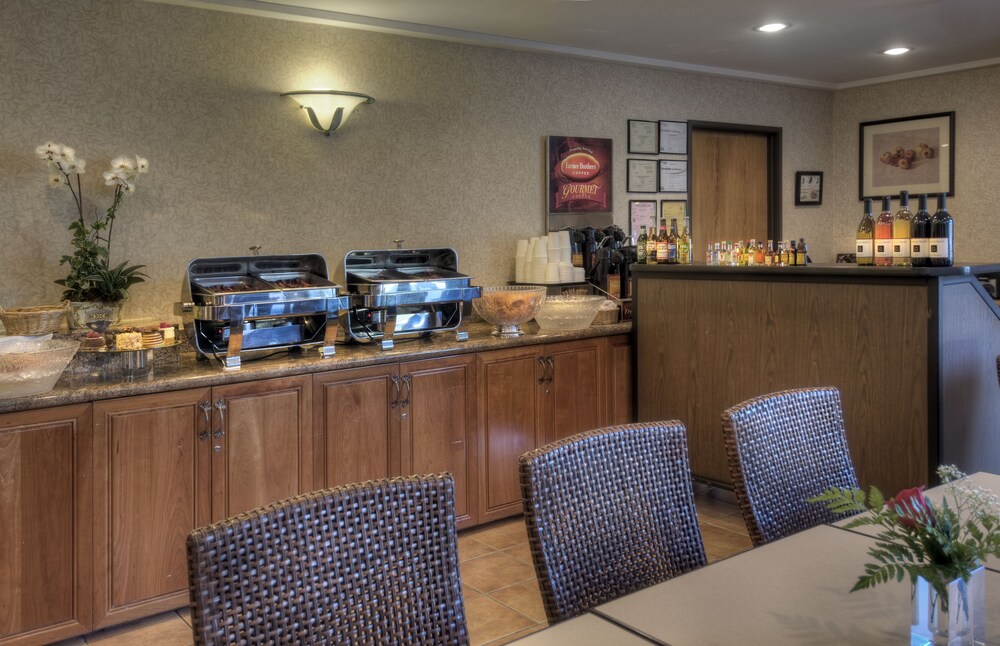 Maple Tree Inn - photo 28