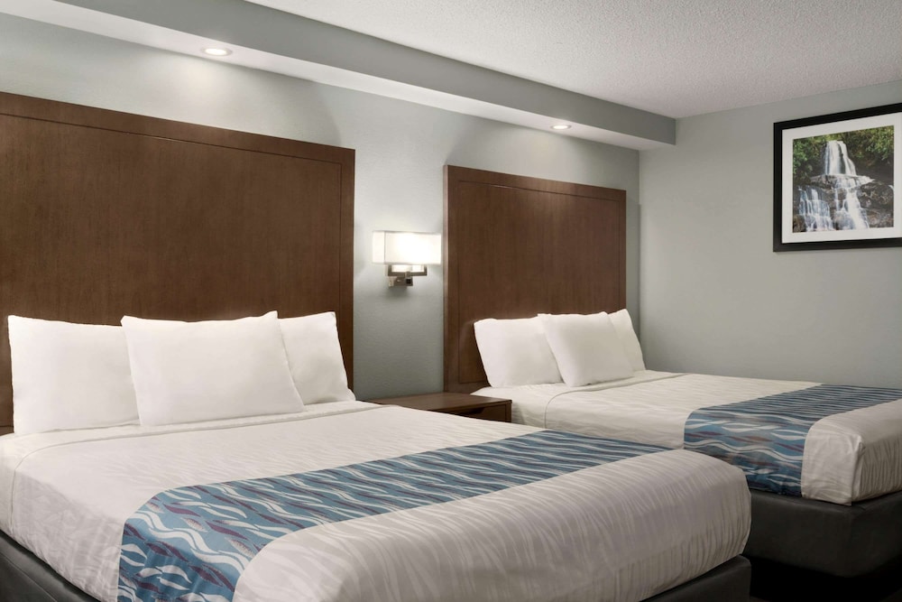 Gatlinburg River Inn - photo 19