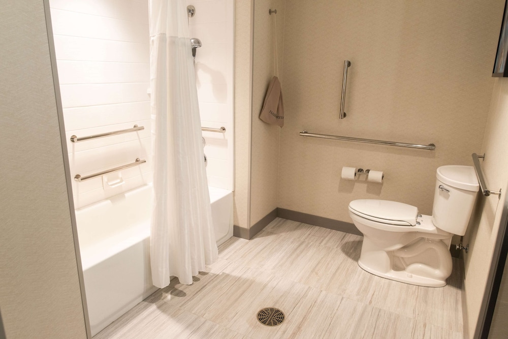 Hilton Garden Inn Mattoon - photo 33