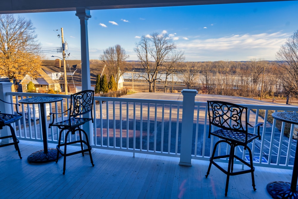 The Inn at Elijah McLeans - photo 24
