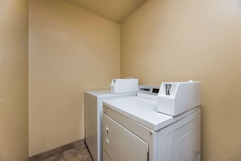 SureStay Plus Hotel by Best Western Silver City - photo 27