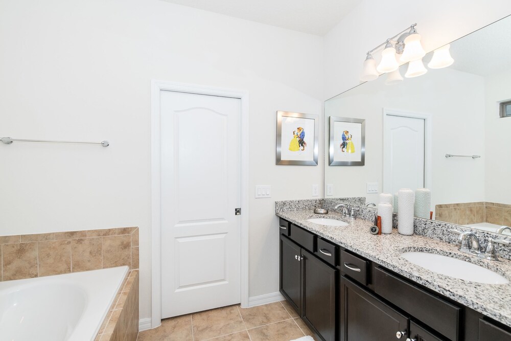 5 Bedrooms55 Bathroomswindsor Westside 1836Gd - photo 26