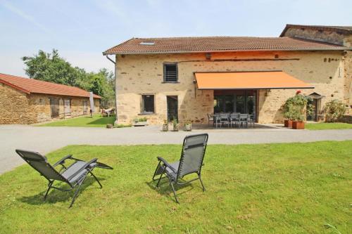 Le deserteur - carbon neutral hotel in Unknown City