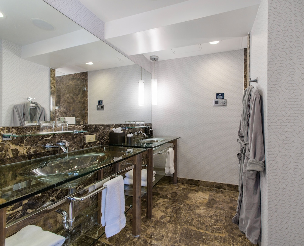 Hutton Hotel - photo 29
