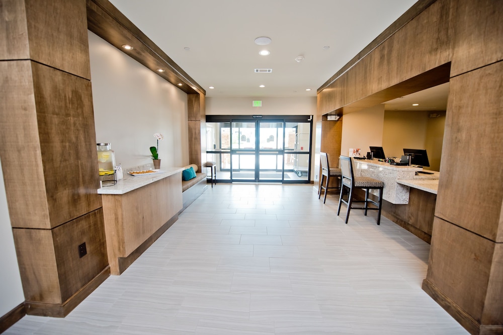 Staybridge Suites Houston Humble Beltway 8 E an IHG Hotel - photo 2