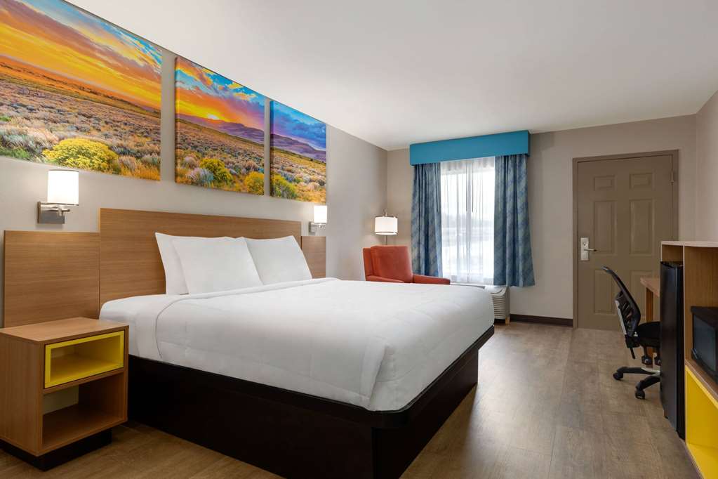 Days Inn by Wyndham Covington - photo 11