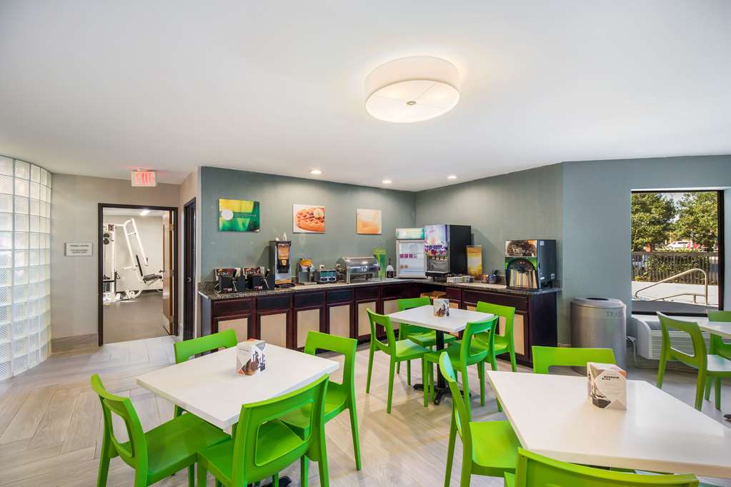 Quality Inn near MCAS Cherry Point - photo 33
