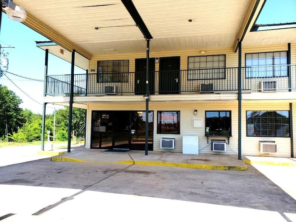 Motel 103 - photo 34