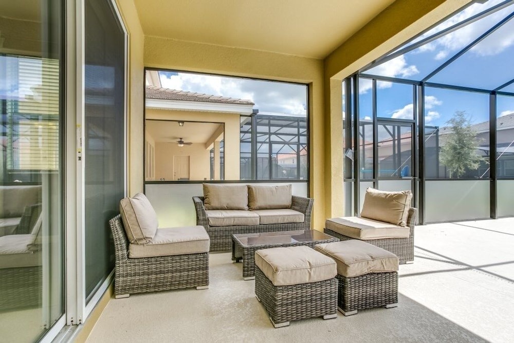 Amazing 7 Bedroom Solterra New Resort Home 7 Villa by Redawning - photo 62