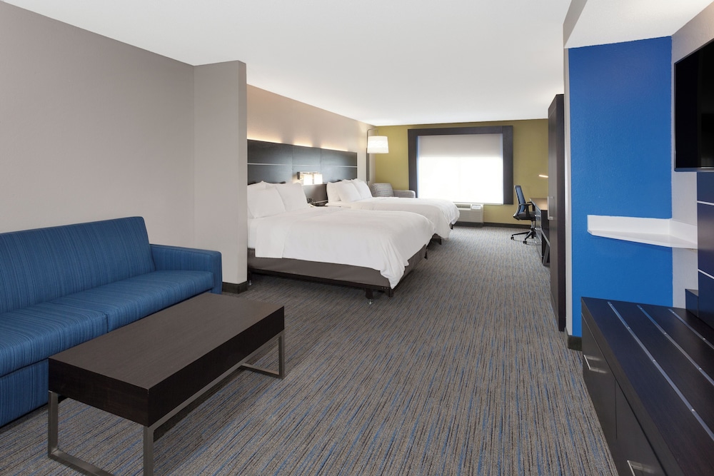 Holiday Inn Express Hotel & Suites Culpeper by IHG - photo 12