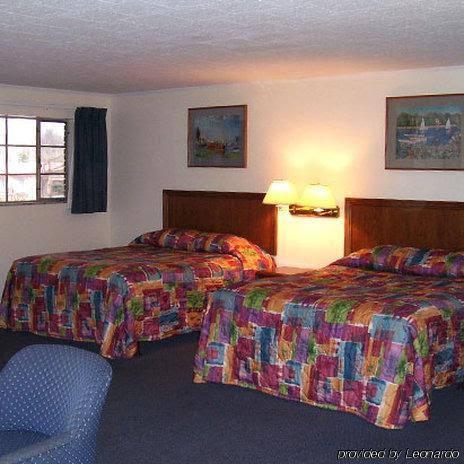 Magnuson Hotel by the River - photo 7