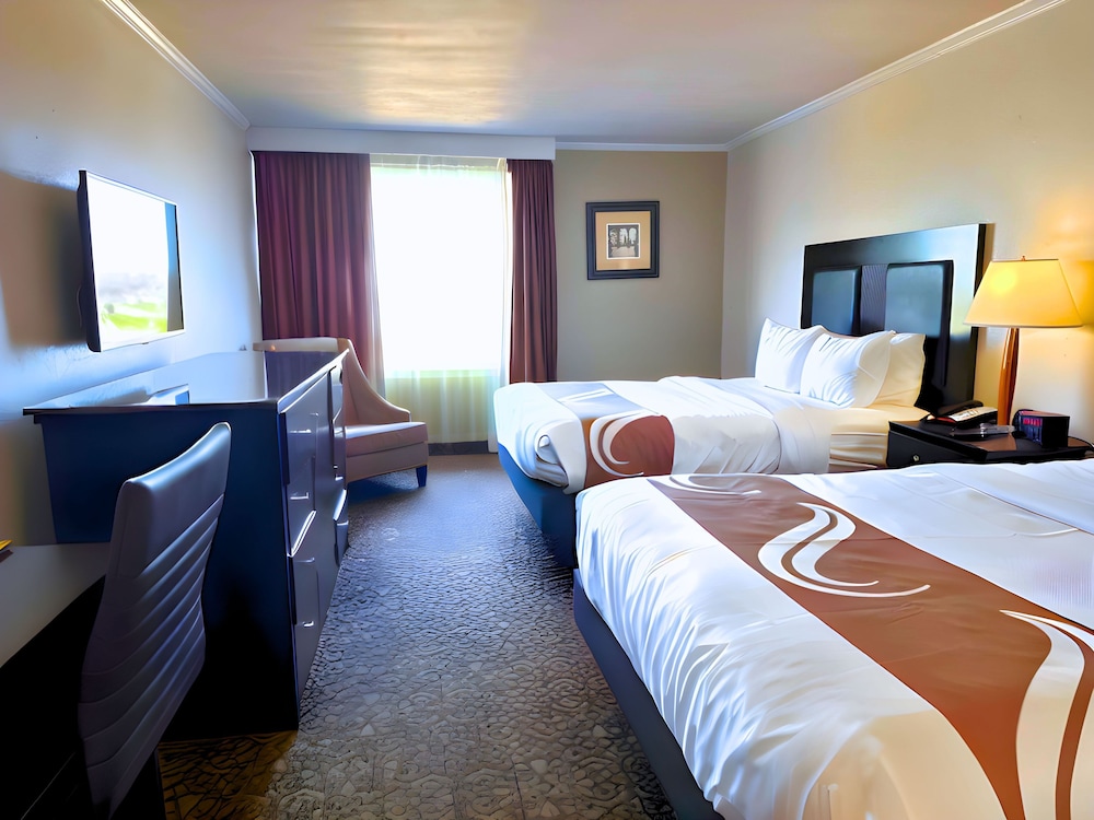 Quality Inn Fort Worth Downtown East - photo 14